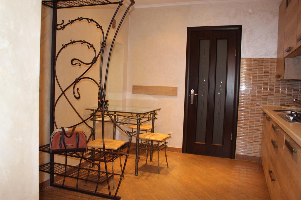 Apartment Roksolana 2 Львів Екстер'єр фото